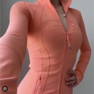 NWT Lululemon peach Full-Zip Zippered Pockets Stand Collar Athletic Jacket 6